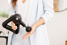 Load image into Gallery viewer, Theragun G3 Percussion Massager